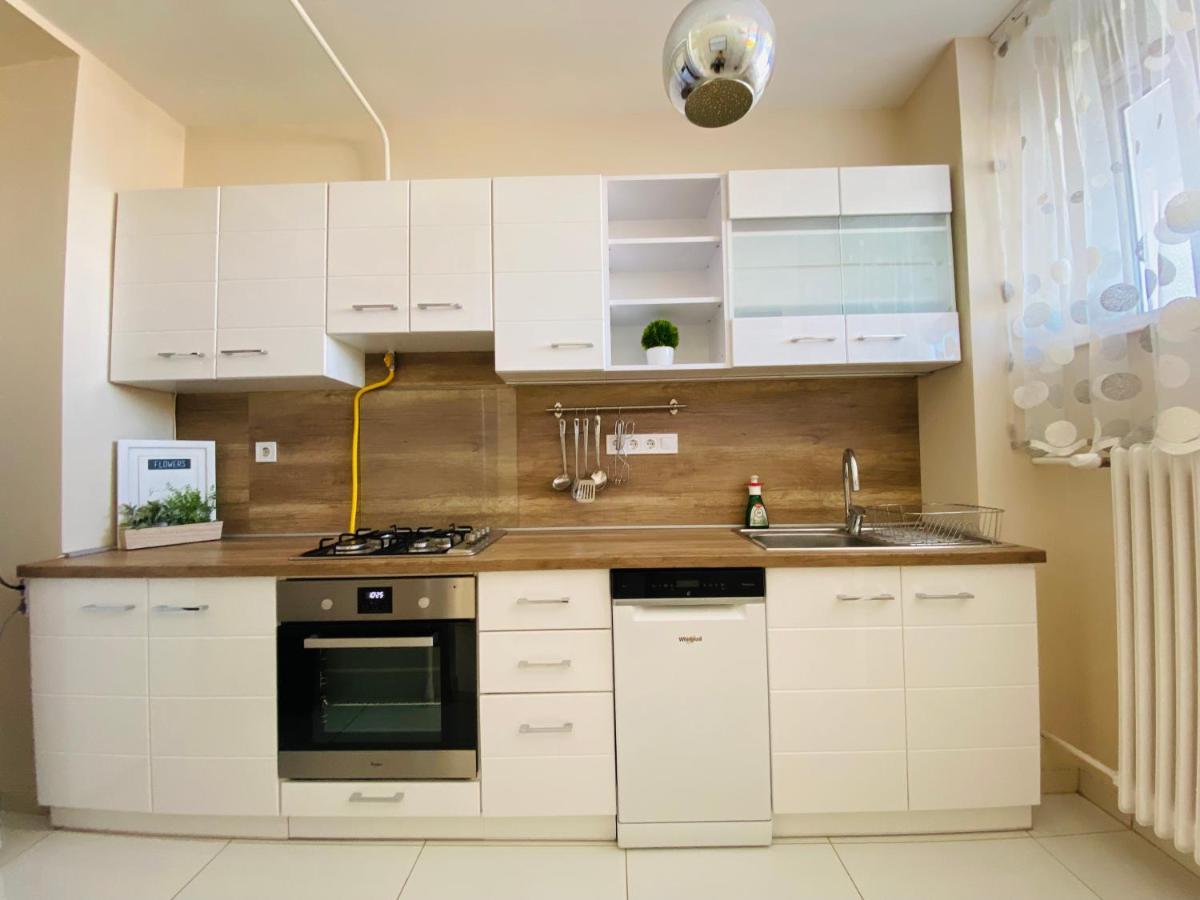 Apartment Zrinyi With Free Parking